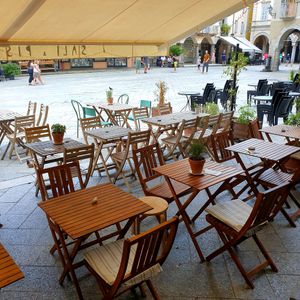  at Sali and Pistacchi in Domodossola