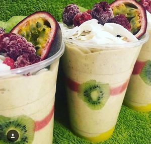 Pineapple and banana smoothie pot at Sweet Greens in Bournemouth