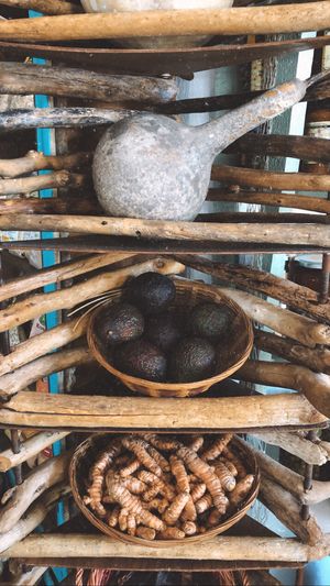 Avocados & turmeric at Andriakon in Andros