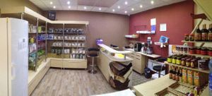 Store pics
Vegetarian Shop
Vegetarianus Bolt
Vegan at Ero Azsiai Vegetarianus Bolt in Budapest