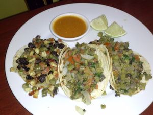 tacos at Un Solo Sol in Los Angeles