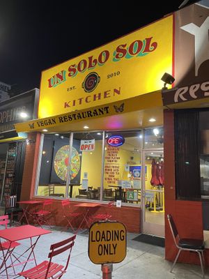 Golden! at Un Solo Sol in Los Angeles