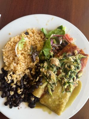   at Un Solo Sol in Los Angeles