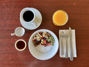   at Un Solo Sol in Los Angeles