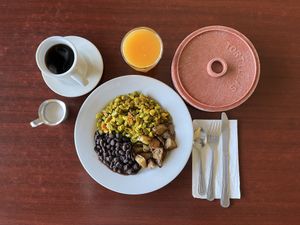   at Un Solo Sol in Los Angeles