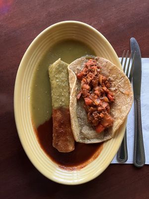   at Un Solo Sol in Los Angeles