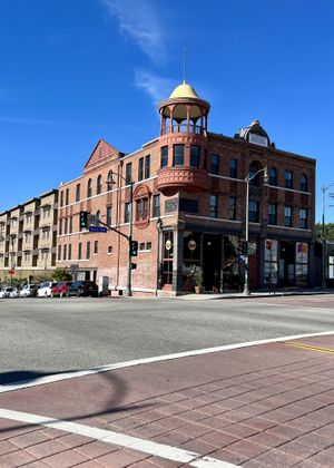   at Un Solo Sol in Los Angeles