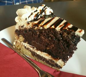 Snickers cake at Holy Kitchen in Heidelberg