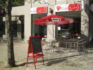 Entrance/streetview at Goji - Uma Atitude Saudavel in Lisbon