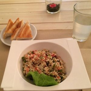 Tanoule salad at Punto Vegano in Madrid