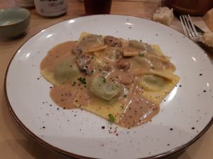 Menu of the day / Main / Ravioli with mushroom sauce at Punto Vegano in Madrid
