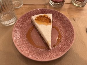 Tarta de limón y coco  at Punto Vegano in Madrid