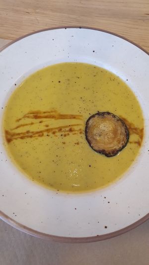 Sopa de verduras at Punto Vegano in Madrid