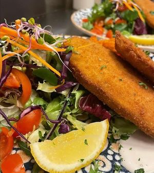 Milanesa de berenjena, plato fuera de carta at Punto Vegano in Madrid