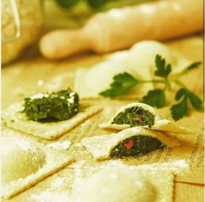 Raviolis caseros at Punto Vegano in Madrid