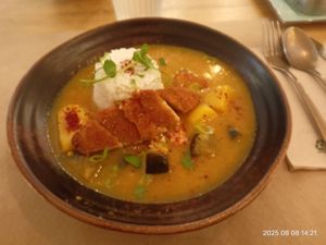 Katsu curry at Punto Vegano in Madrid