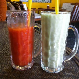 Papaya and avocado+coconut shake at House of Fruit Shakes in Vientiane