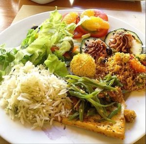 plant based options at the buffet at Pe d'Arroz in Matosinhos