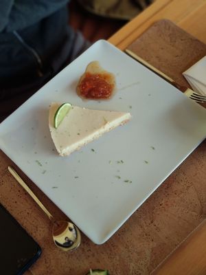 Tarte de Lima at Pe d'Arroz in Matosinhos