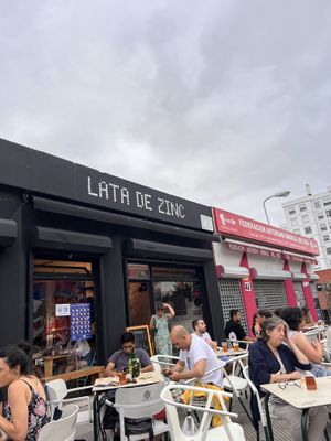 Terrace   at Lata de Zinc in Oviedo