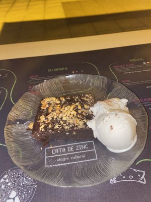   at Lata de Zinc in Oviedo