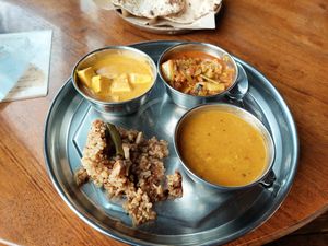 First platter at Havan Dining in Niigata