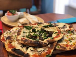 Pizza at Shakti en Chile in Santiago