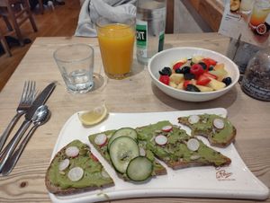  at Le Pain Quotidien - Charonne in Paris