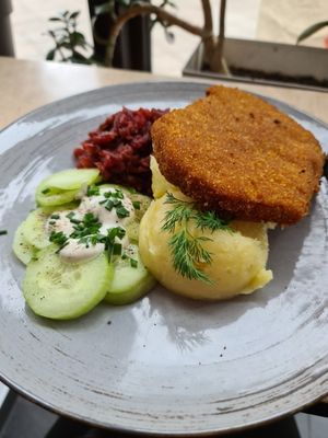 Schabowy at Lokal Vegan Bistro in Warsaw