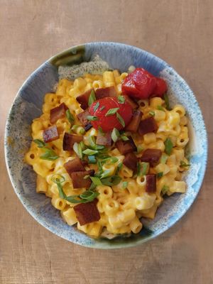 Mac & cheese - 34zł at Lokal Vegan Bistro in Warsaw