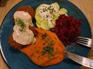 Pulpety z dyniowym puree at Lokal Vegan Bistro in Warsaw