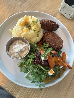 Mielony   at Lokal Vegan Bistro in Warsaw