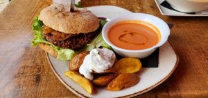 Burger set menu, with gazpacho and potato bravas at VIVA in Madrid