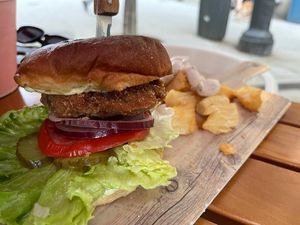Cachopo Burger at VIVA in Madrid