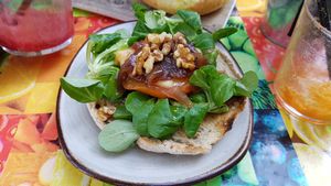 Creamy cheese with tomato and salad at VIVA in Madrid