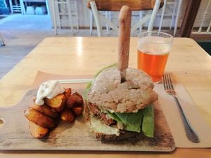 Burger 'Blú' at VIVA in Madrid