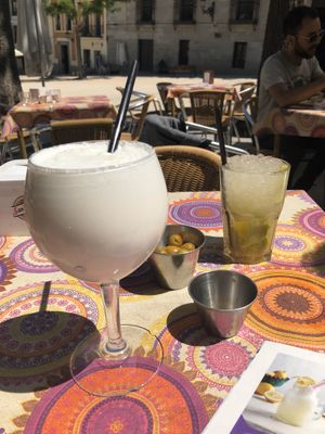 Piña coladaaaaaa at VIVA in Madrid