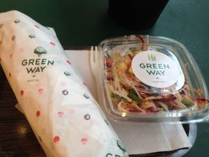 Kebab & Slaw salad at Greenway in Brussels