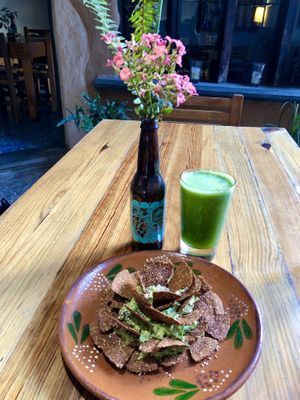 Green smoothie and large guacamole  at La Colmena in San Andres Cholula