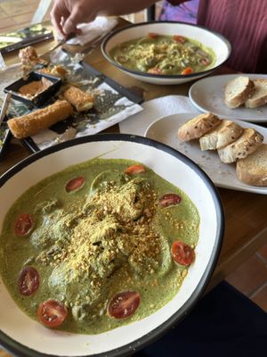 Ravioles con pesto  at La Colmena in San Andres Cholula
