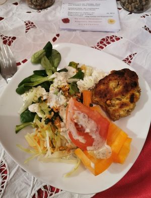 Salat vom Buffet at Blumenhotel Restaurant in Bergneustadt