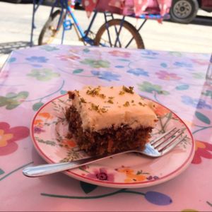 carrot cake at Hecho Con Amor Deli in Guatape