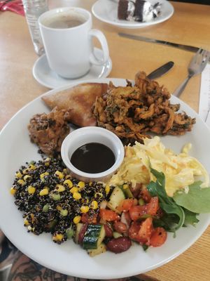 Asian savoury (£6 at time of posting) at The Mayor's Cafe in Bedworth