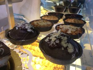 cakes at Giumella in Florence