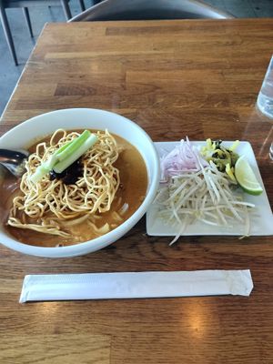 Kao Soi at H.O.P.E. in Studio City