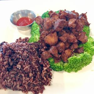 Garlic Chick-un at H.O.P.E. in Studio City