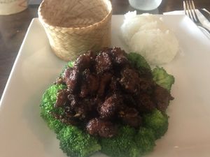 Kai Ga-Tiam & Sticky Rice at H.O.P.E. in Studio City
