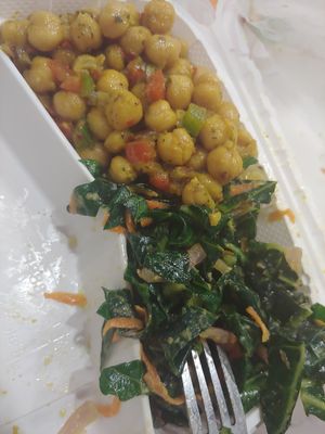 Ginger Collards and Carribean Chickpea Salad at NuVegan in College Park