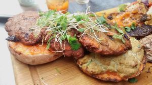 Falafel vegan burger at Le Bourgeon in Montpellier