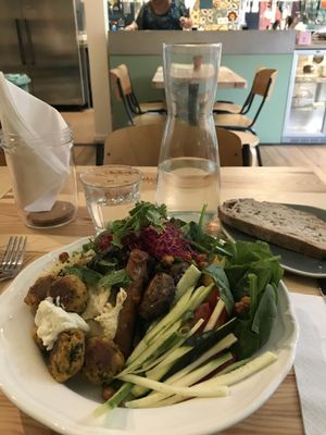 Vegan falafel bowl   at Bindicafe in Amersfoort